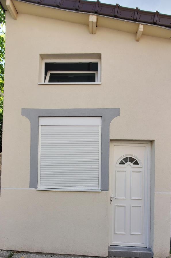 Maisonette De 25M2 A La Porte De Paris Gentilly Exterior photo
